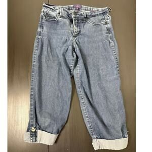 NYDJ women’s size 8 Capri jeans